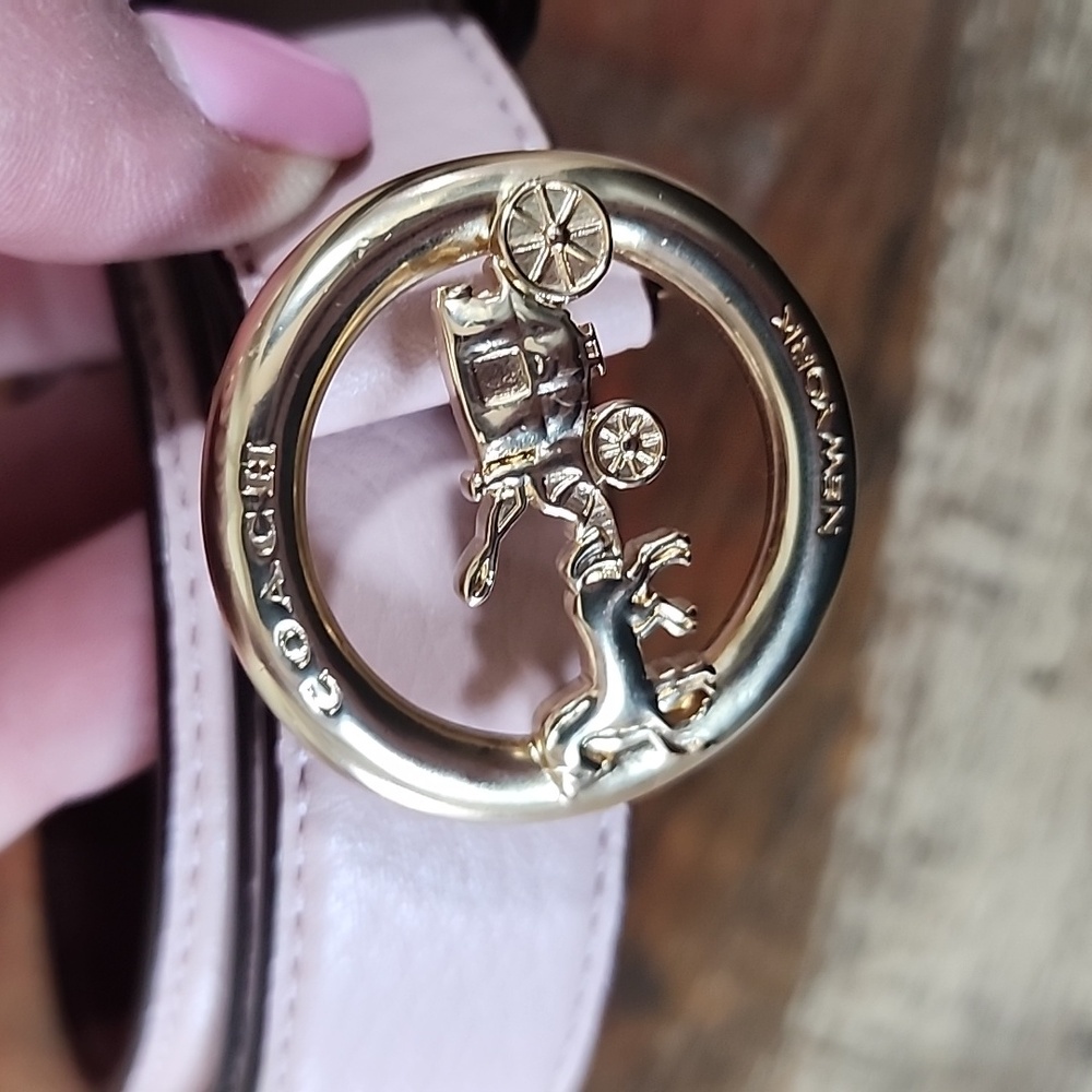 Coach New York Pink Leather Horse N Carriage Gold Womens Belt Size Small - Picture 3 of 8